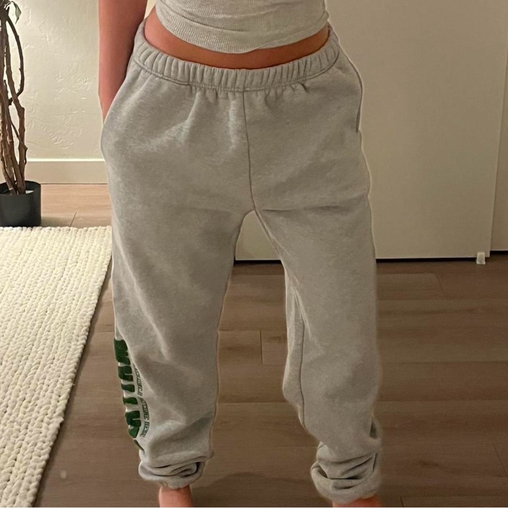 Mayfair Varsity Sweatpants – Heather Gray – Flat Waistband – No Drawstring – M/L